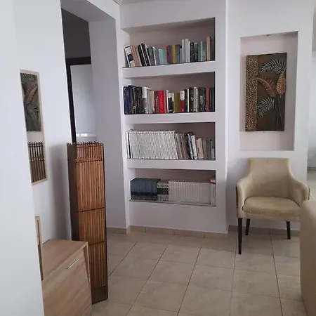 Athina's House By The Sea Apartment