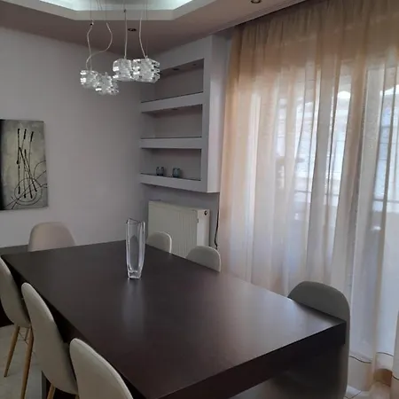 Athina's House By The Sea *