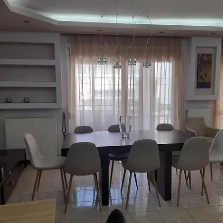 Athina's House By The Sea Apartman *