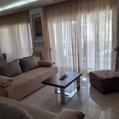 Athina's House By The Sea * Néa Péramos